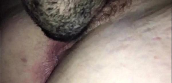  knows how to take care her hairy vagina